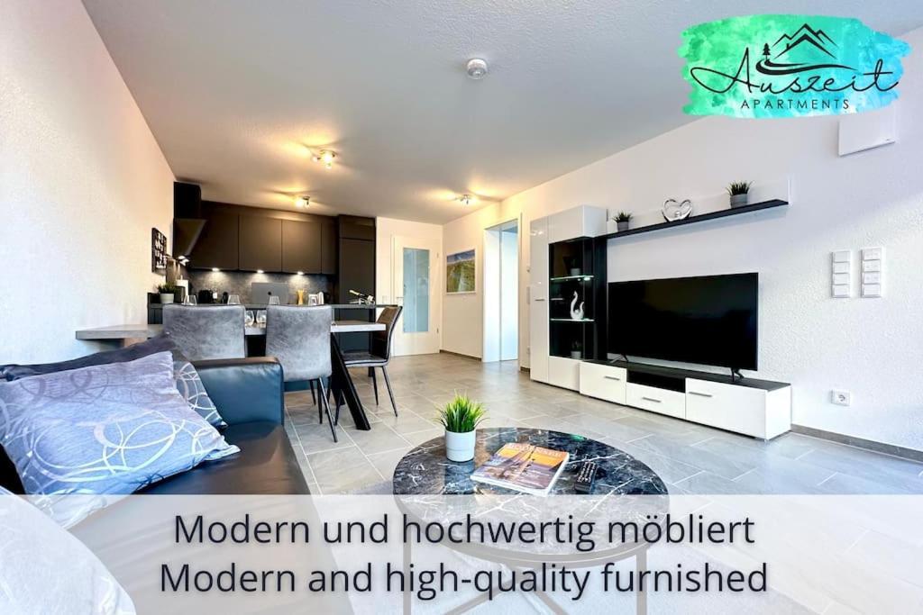 Auszeit Apartment Deluxe Am Uferpark - Nur 100 M Bis Zum Bodensee, Direkt Am Bodenseeradweg, 2 Schlafzimmer, 2 Sonnenbalkone, Schnelles Wlan, Kostenloser Tiefgaragenstellplatz, Fuer Bis Zu 4 Personen Friedrichshafen Buitenkant foto